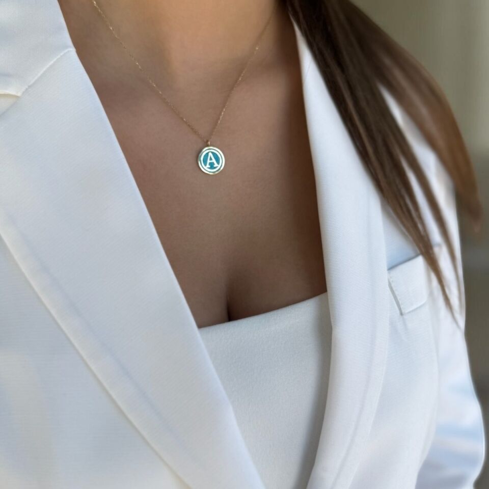 14 AYAR ÖZEL ÜRETİM TURKUAZ MİNELİ A HARFİ ALTIN KOLYE