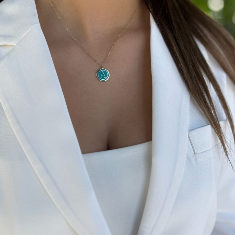 14 AYAR ÖZEL ÜRETİM TURKUAZ MİNELİ A HARFİ ALTIN KOLYE