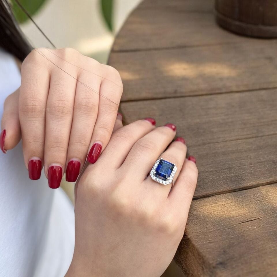 14 AYAR 6,70 CT SAFİR TAŞLI 0,54 CT PIRLANTA TAŞLI YÜZÜK