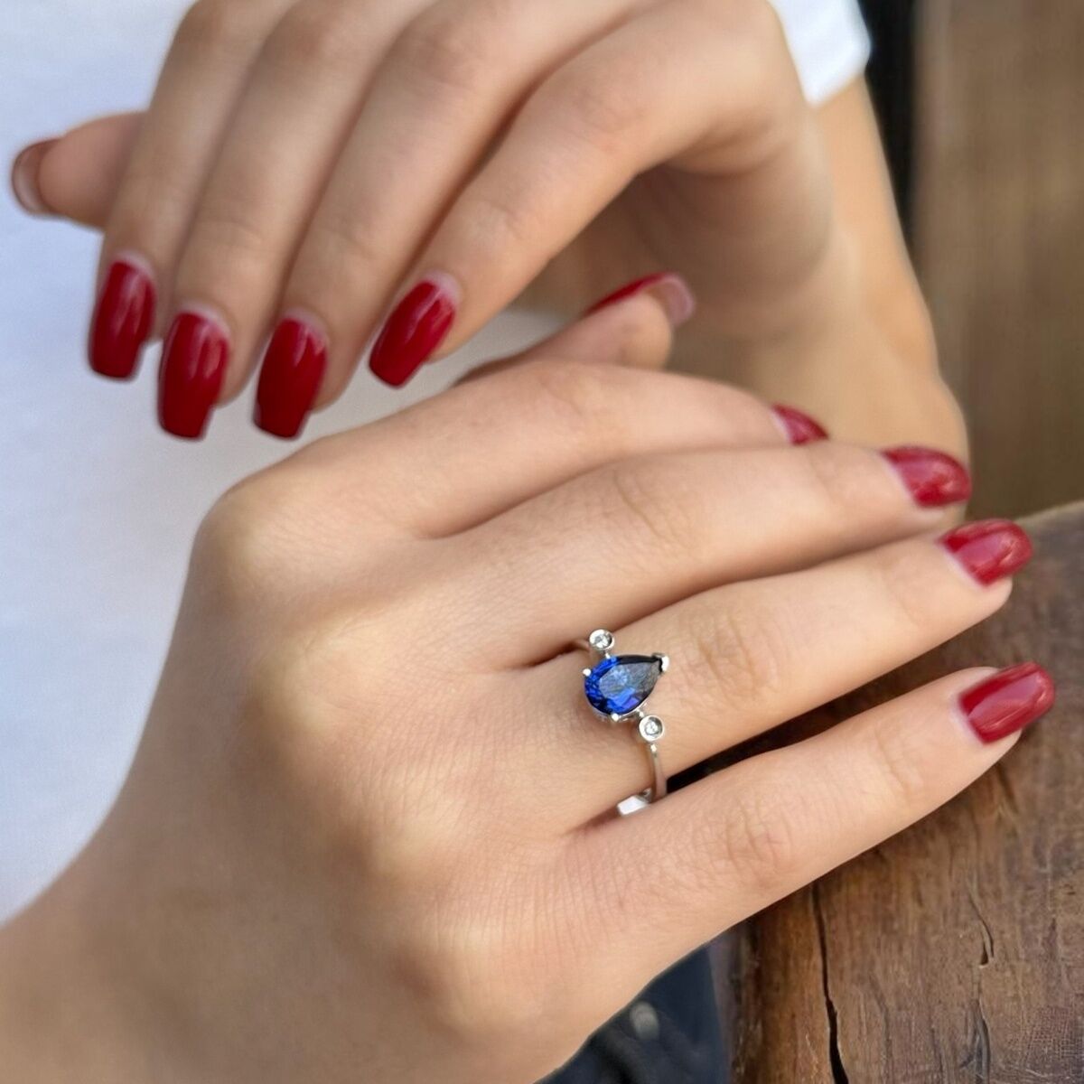 14 AYAR 1,65 CT SAFİR TAŞLI 0,04 CT PIRLANTA TAŞLI YÜZÜK