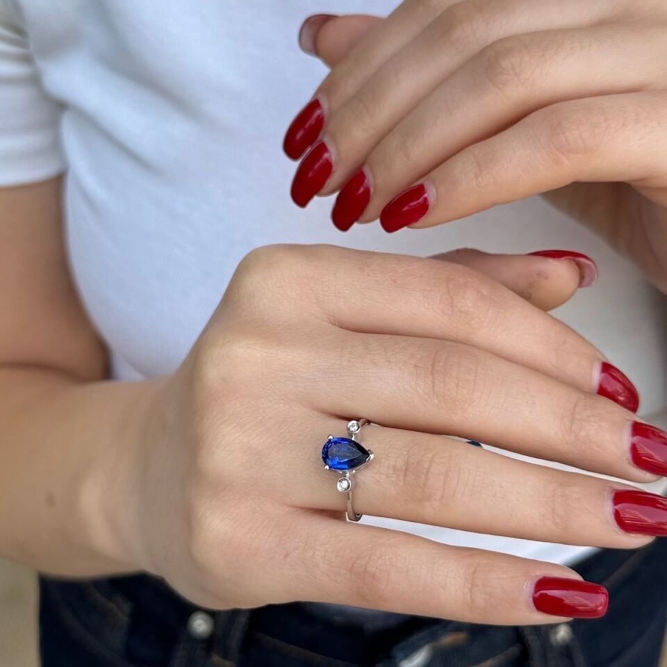 14 AYAR 1,65 CT SAFİR TAŞLI 0,04 CT PIRLANTA TAŞLI YÜZÜK