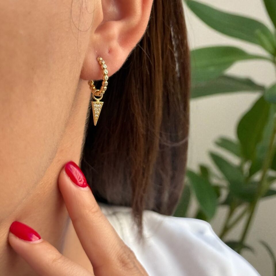 14 AYAR ÜÇGEN ÇUBUK SALLANTILI HALKA KÜPE