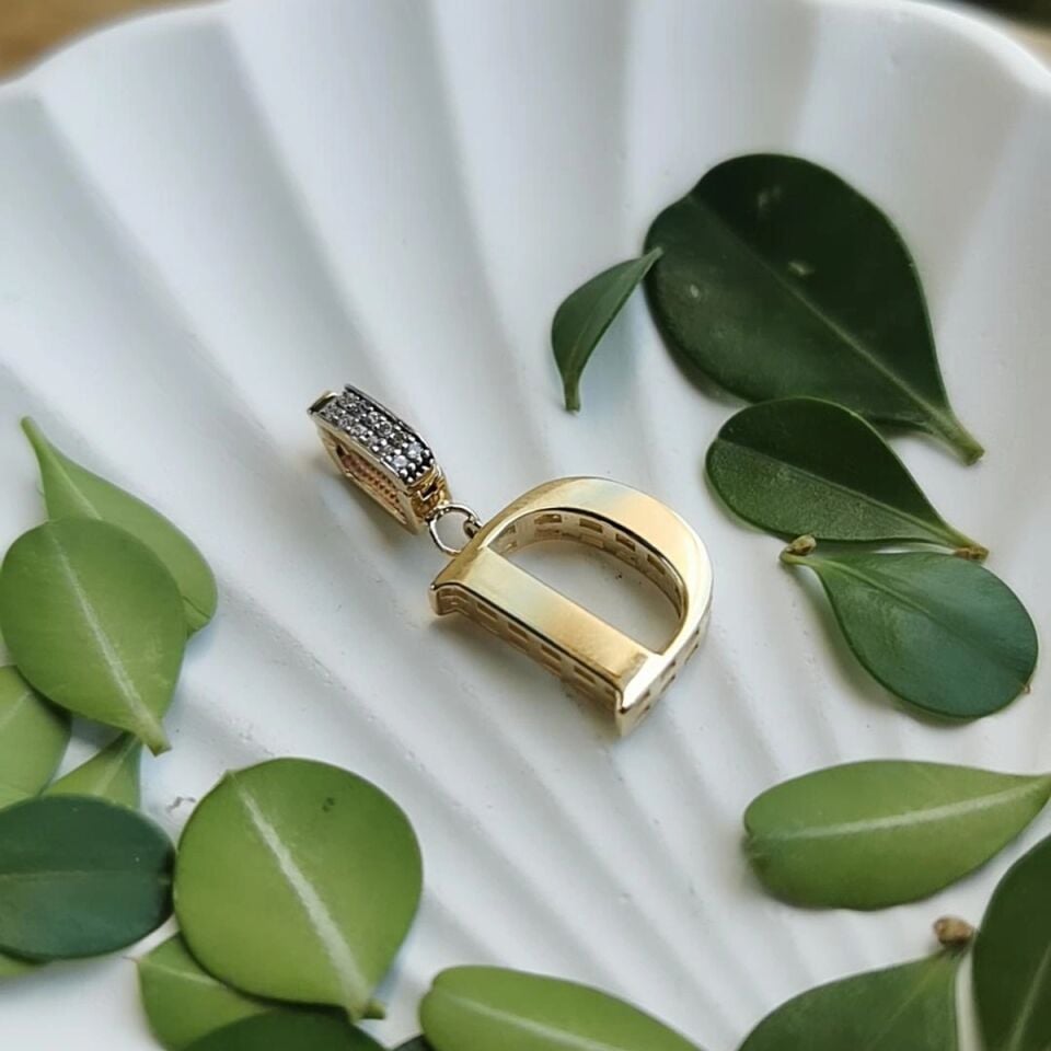 14 AYAR ÖZEL TASARIM D HARFİ KOLYE UCU