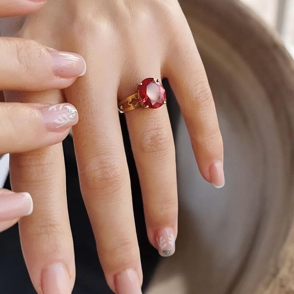 14 AYAR KIRMIZI KRİSTAL TAŞLI ALTIN YÜZÜK