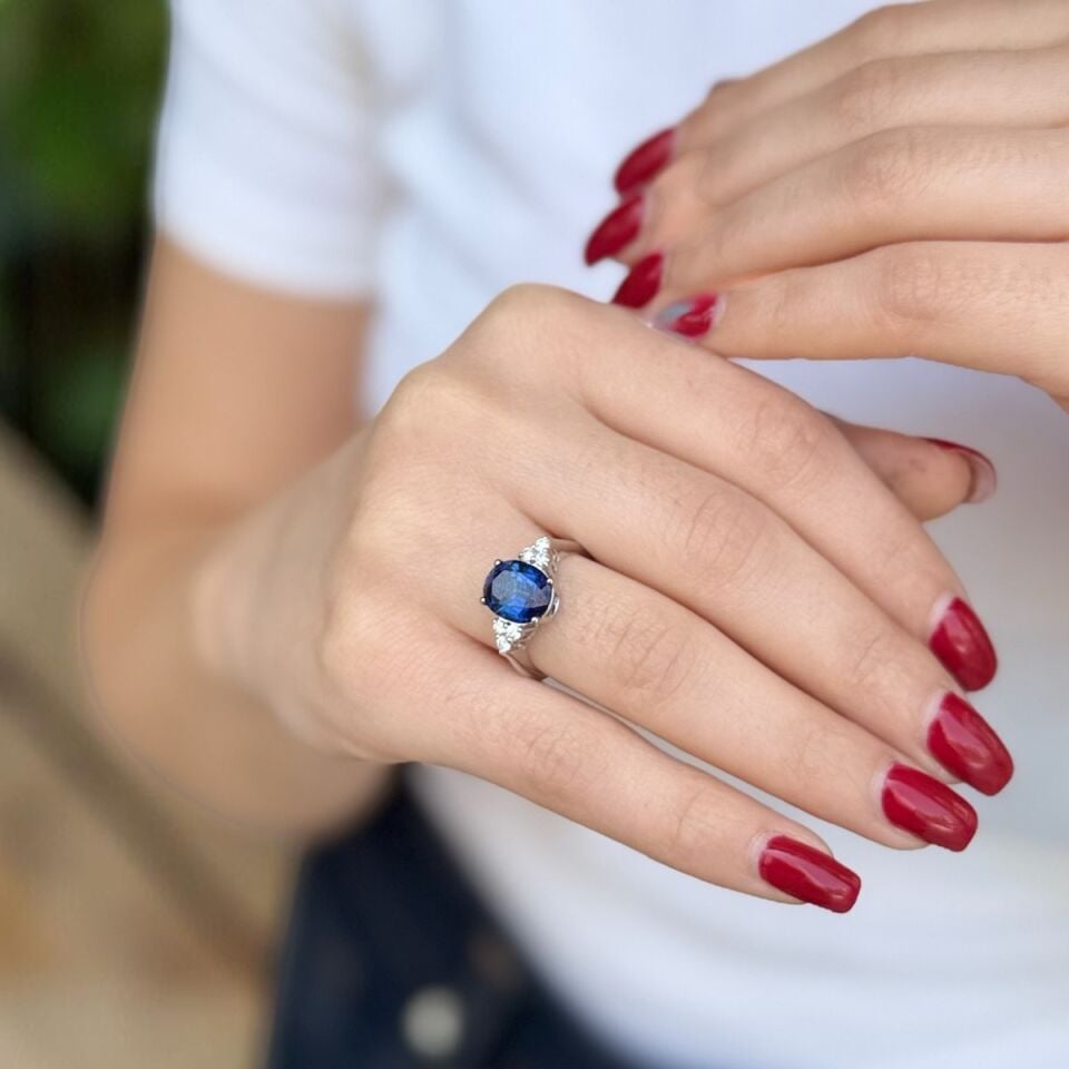 14 AYAR 3,49 CT SAFİR TAŞLI 0,23 CT PIRLANTA TAŞLI YÜZÜK
