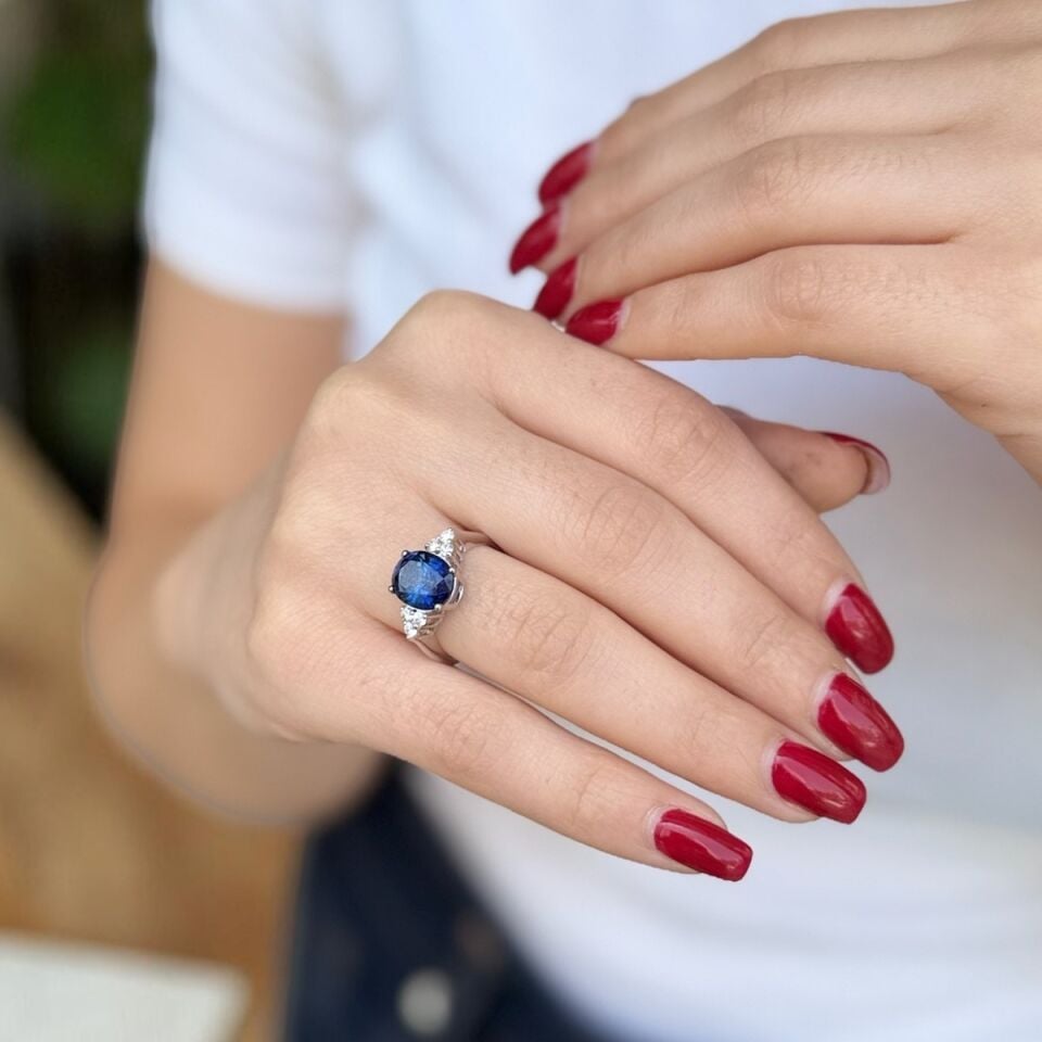 14 AYAR 3,49 CT SAFİR TAŞLI 0,23 CT PIRLANTA TAŞLI YÜZÜK
