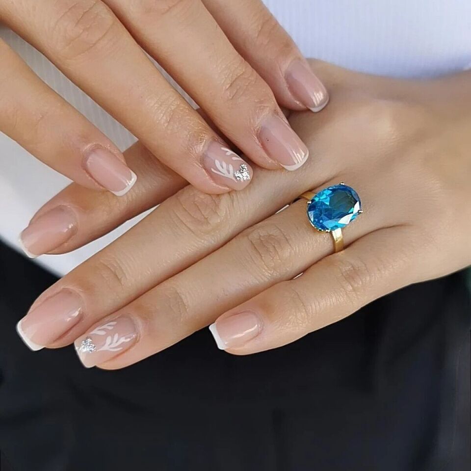 14 AYAR BLUE TOPAZ KRİSTAL TAŞLI ALTIN YÜZÜK 18