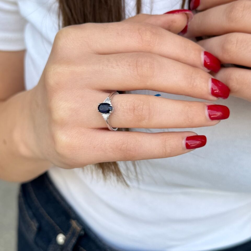 18 AYAR 1,01 CT SAFİR TAŞLI, 0,25 CT PIRLANTA TAŞLI YÜZÜK