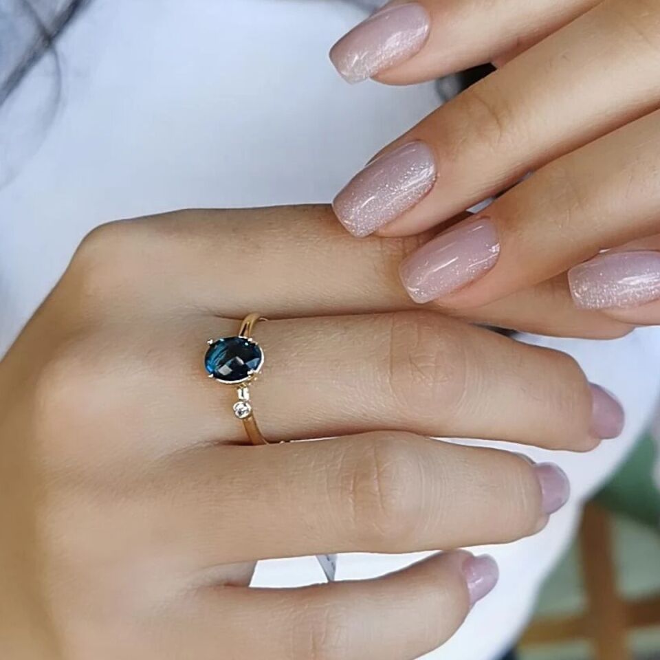 14 Ayar London Blue Mavi Taşlı Altın Yüzük