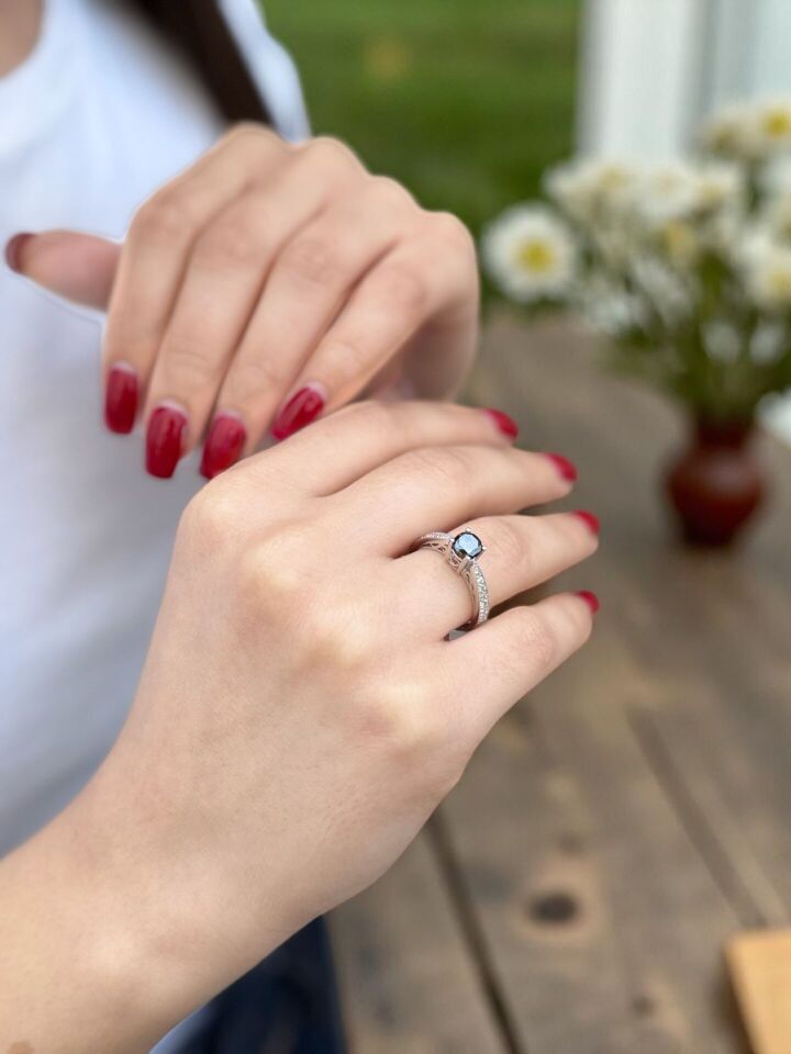 14 Ayar Siyah Pırlanta Taşlı Pırlanta Yüzük 16