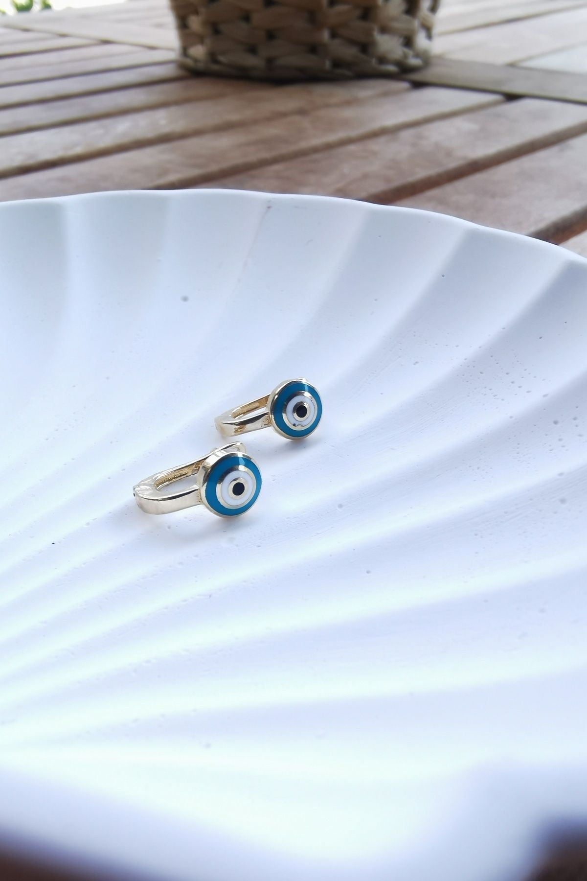 14 AYAR NAZAR MİNELİ J KİLİT ALTIN ÇOCUK KÜPESİ