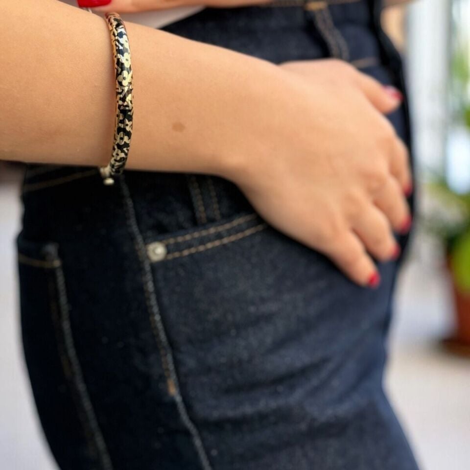 14 Ayar Siyah Mineli Çift Taraflı Altın Bilezik