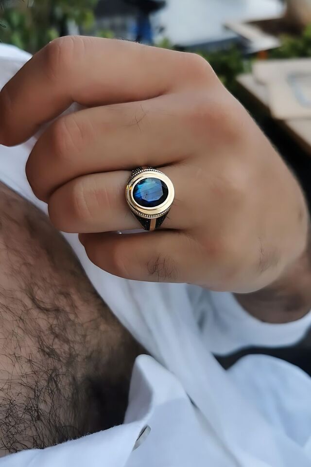 14 AYAR İTALYAN MODEL ORTA LABRADORİT TAŞLI , KENARLARI LACİVERT TAŞLI ALTIN ERKEK YÜZÜK 26