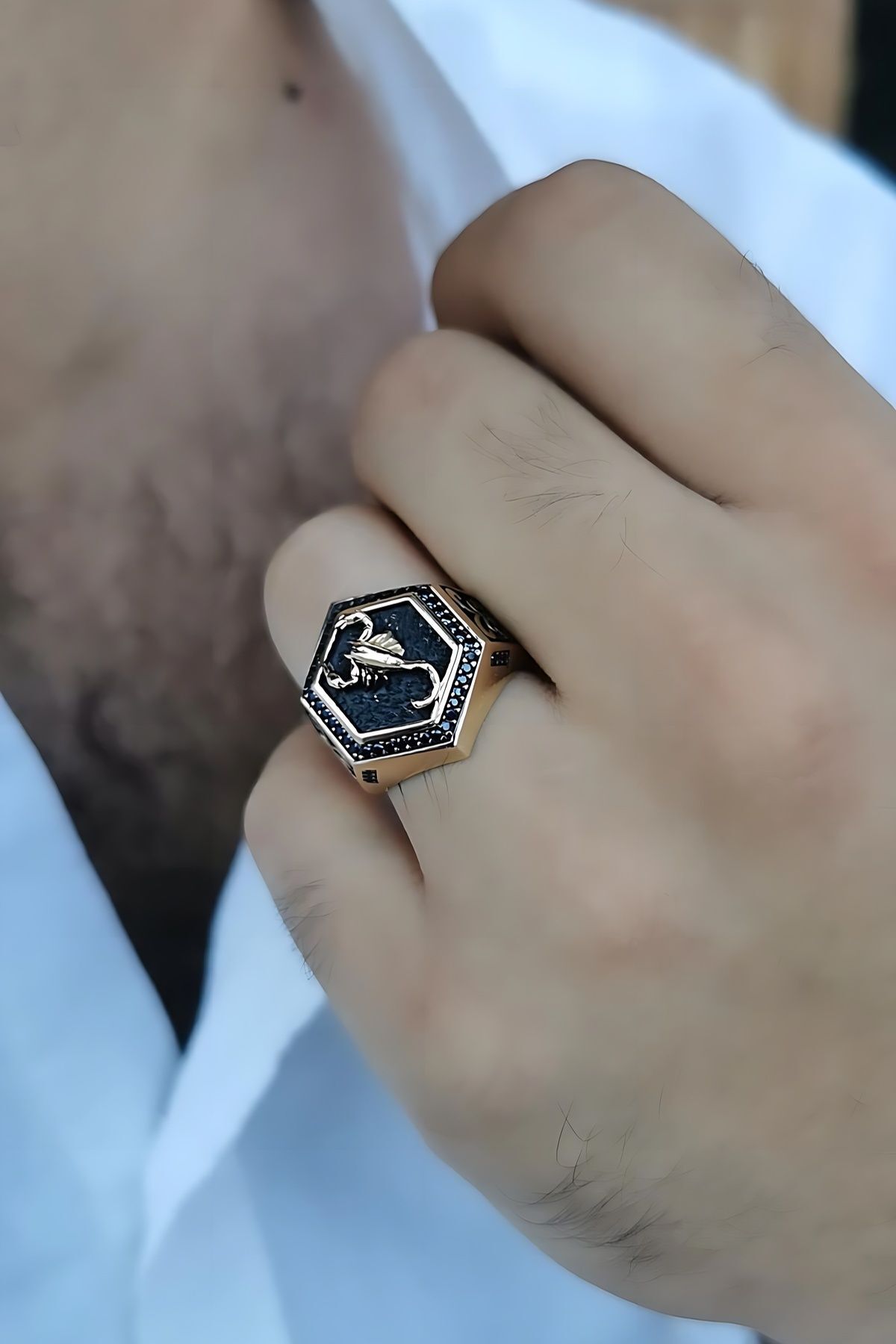 14 AYAR İTALYAN MODEL AKREP FİGÜRLÜ ALTIGEN ERKEK ALTIN YÜZÜK 24