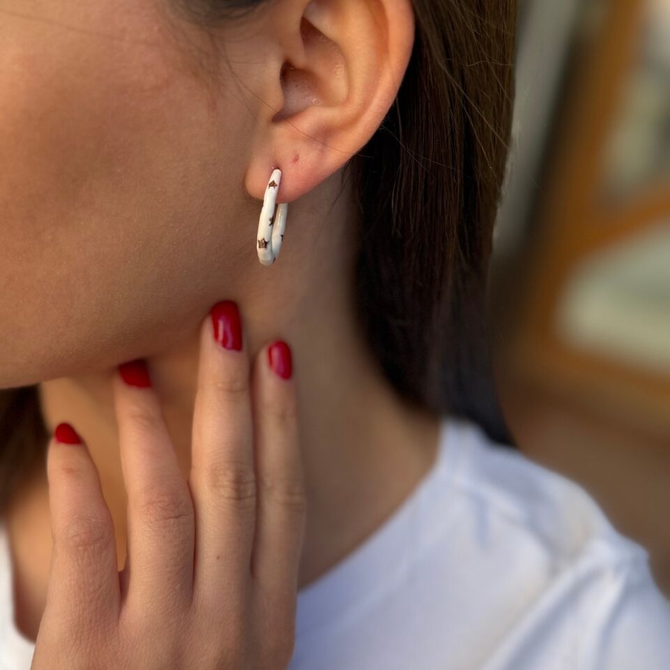 925 AYAR BEYAZ MİNELİ ROSE KÜPE