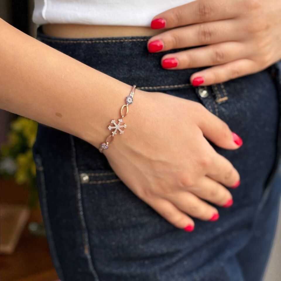 925 AYAR ROSE RENGİ KAR TANESİ BİLEKLİK