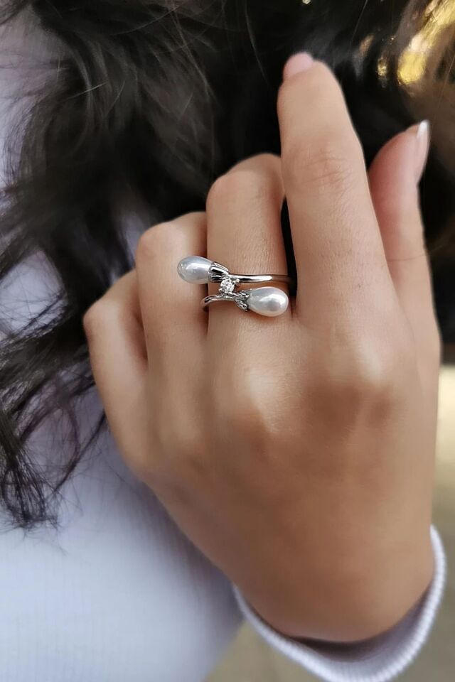 14 AYAR ÇAPRAZ MODEL DAMLA İNCİLİ BEYAZ ALTIN YÜZÜK 14