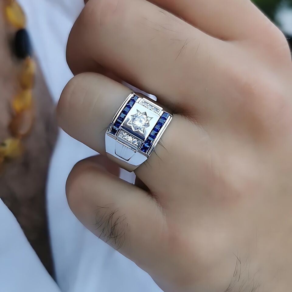 14 AYAR İTALYAN MODEL KENARLARI SİYAH MİNELİ 0,50 CT PIRLANTA TAŞLI BEYAZ ALTIN YÜZÜK