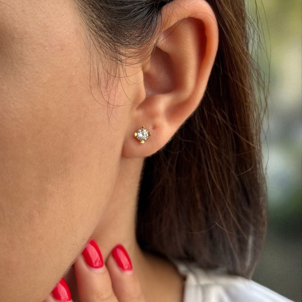 22 AYAR TEKTAŞ KÜPE