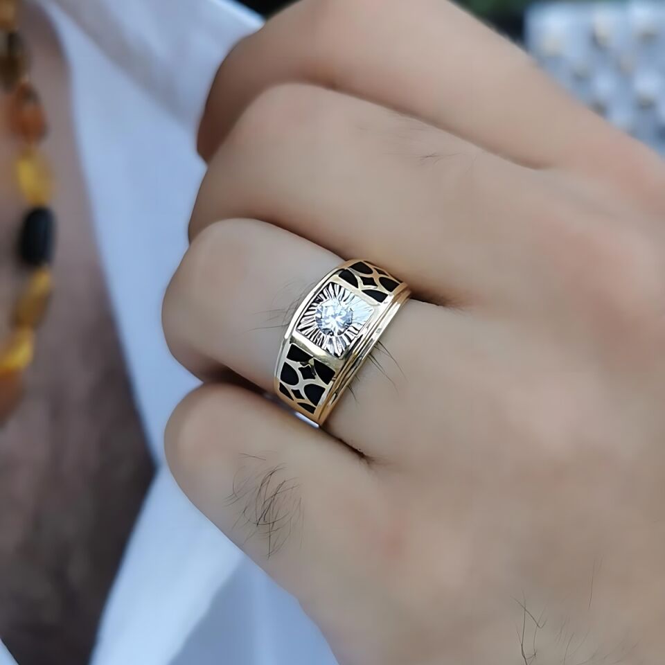 14 AYAR İTALYAN MODEL SİYAH MİNELİ ÖZEL TASARIM ALTIN YÜZÜK