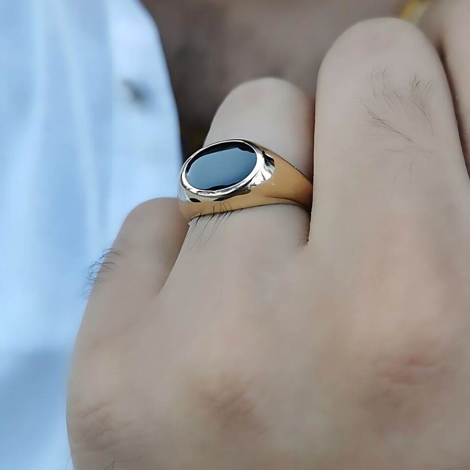 14 AYAR ONİKS TAŞLI ALTIN ERKEK YÜZÜK