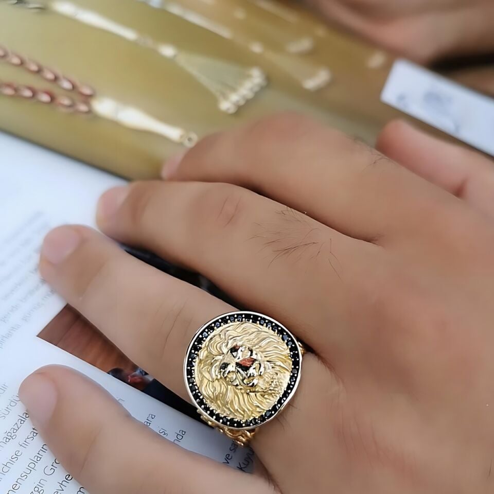14 AYAR İTALYAN TASARIM ASLAN FİGÜRLÜ ALTIN YÜZÜK