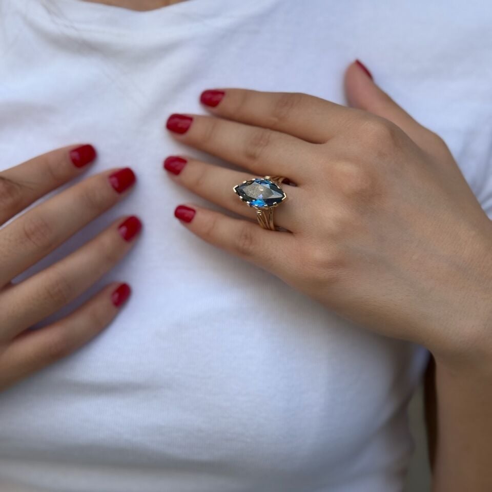 14 AYAR MİSTİK TOPAZ ÖZEL TASARIM MEKİK MODEL ALTIN YÜZÜK