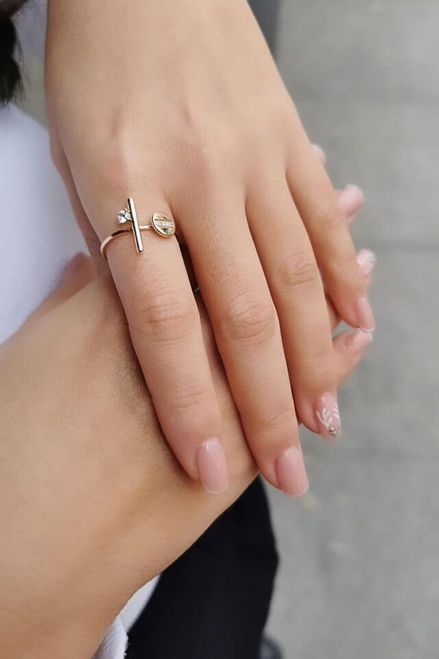 14 AYAR İTALYAN ÇİZGİ VE DAİRE MODEL ALTIN YÜZÜK 14