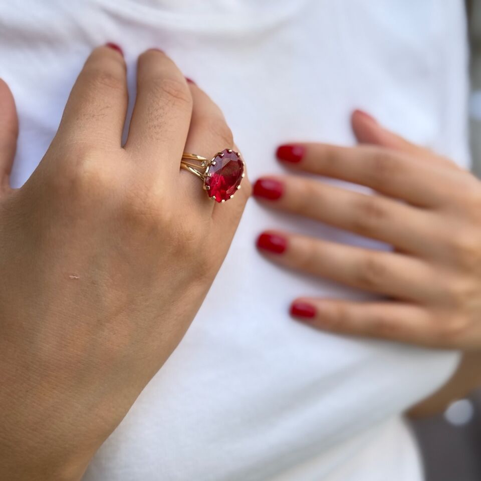 14 AYAR KIRMIZI TAŞLI ÖZEL TASARIM ALTIN YÜZÜK