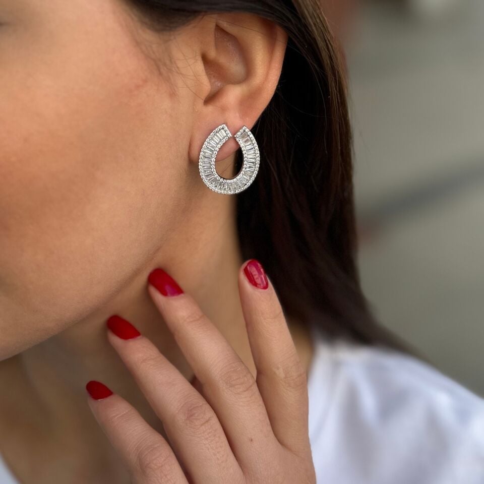 925 AYAR BAGET TAŞLI ROSE KÜPE