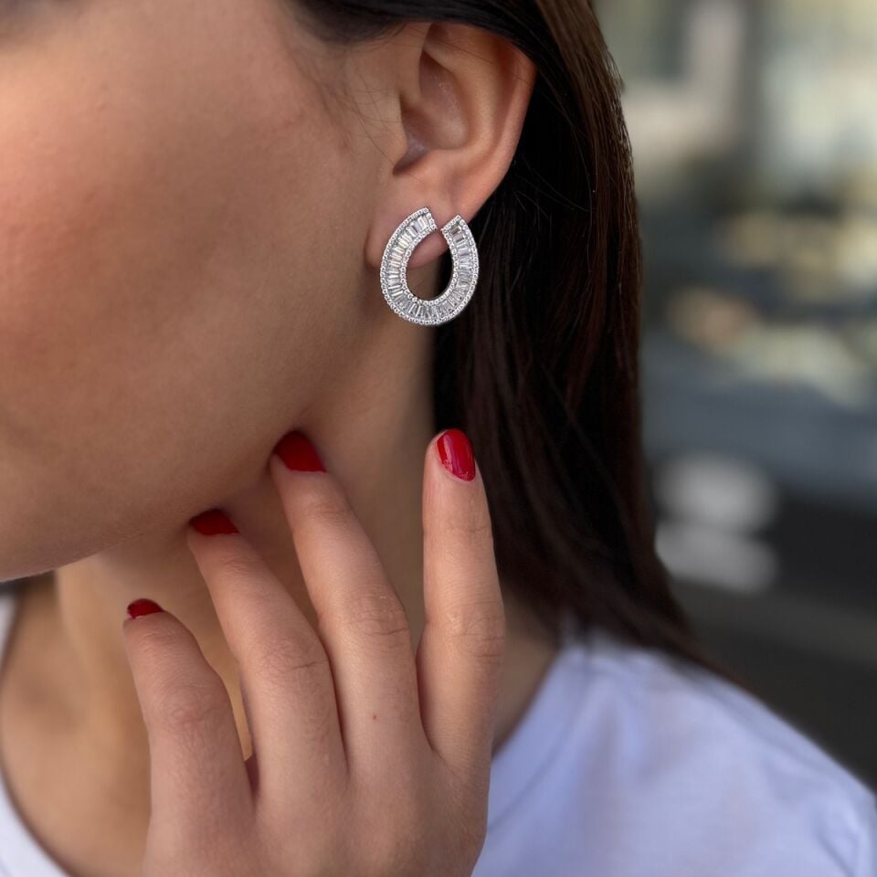 925 AYAR BAGET TAŞLI ROSE KÜPE