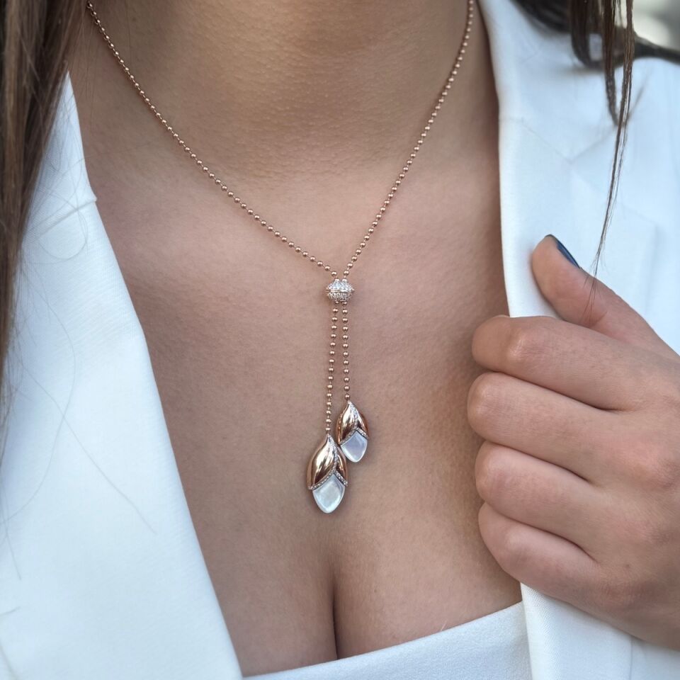 18 AYAR SEDEF VE PIRLANTA TAŞLI ÖZEL TASARIM ROSE ALTIN İTALYAN KOLYE