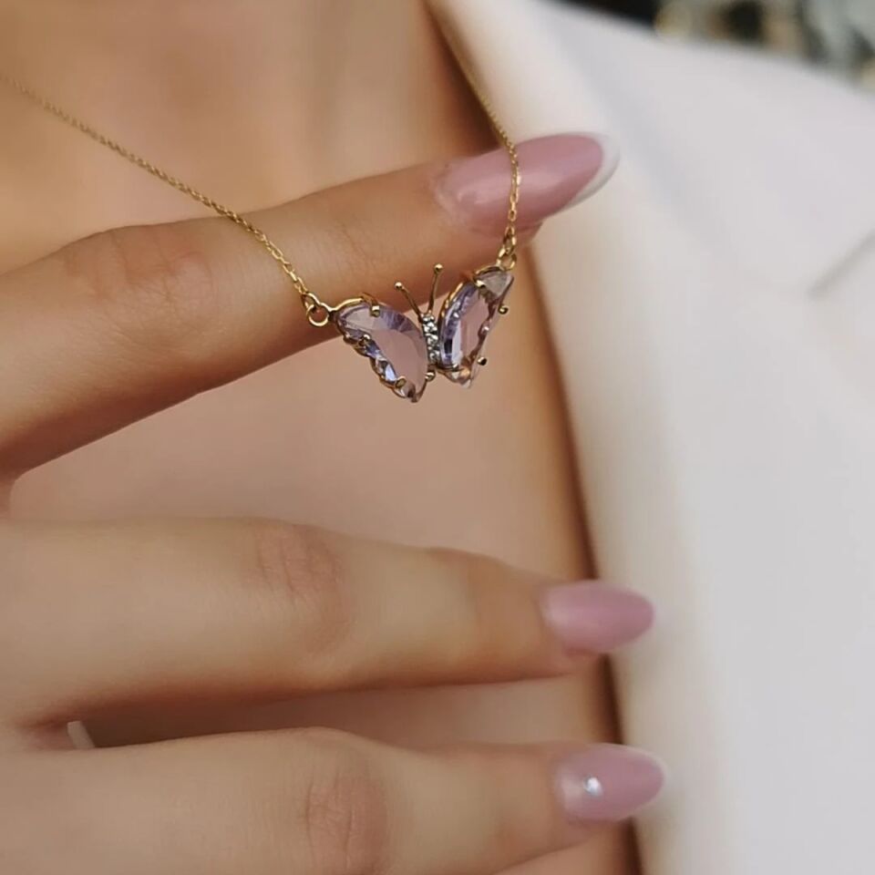 14 AYAR ÖZEL TASARIM AÇIK MOR TAŞLI KELEBEK ALTIN KOLYE