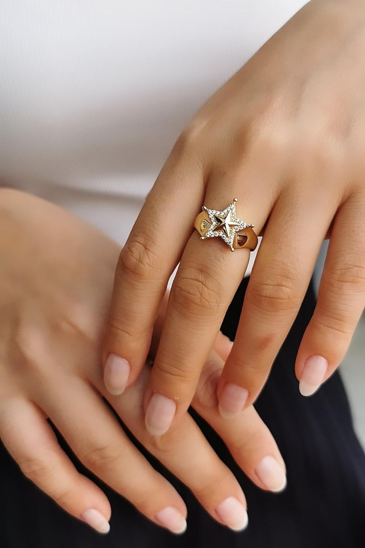 14 Ayar Yıldız Model Altın Yüzük 15