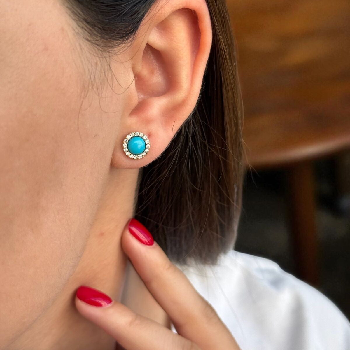 14 AYAR YUVARLAK FİRUZE TAŞLI ALTIN KÜPE