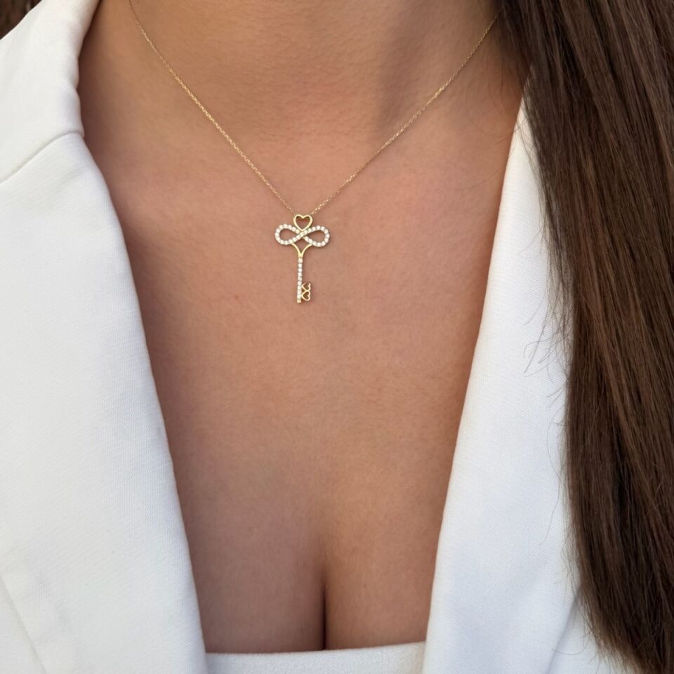 14 Ayar Anahtar Altın Kolye