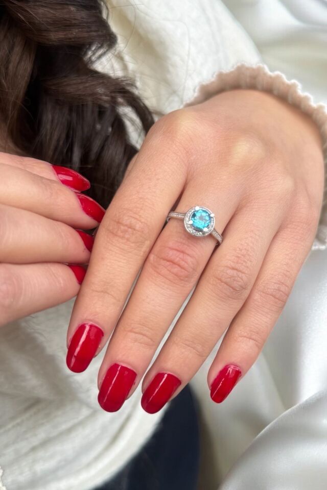 14 AYAR 1,01 CT BEYAZ SAFİR TAŞLI YÜZÜK 15