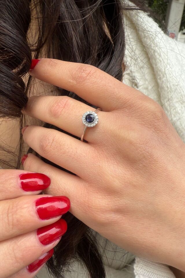 18 AYAR 0,16 CT PIRLANTA TAŞLI, 0,30 CT SAFİR TAŞLI YÜZÜK 14