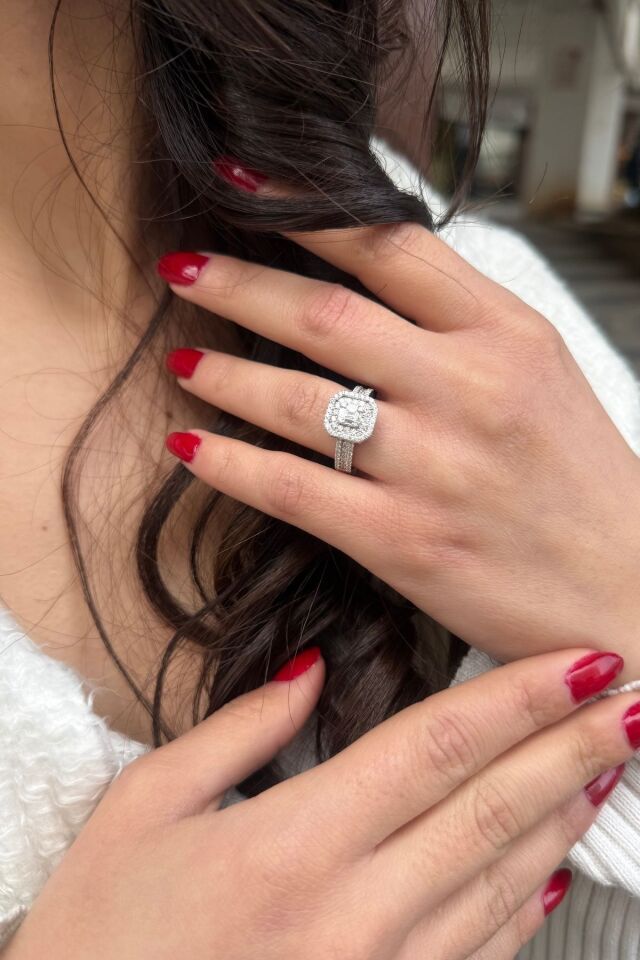 14 AYAR 0,79 CT PIRLANTA TAŞLI YÜZÜK 15