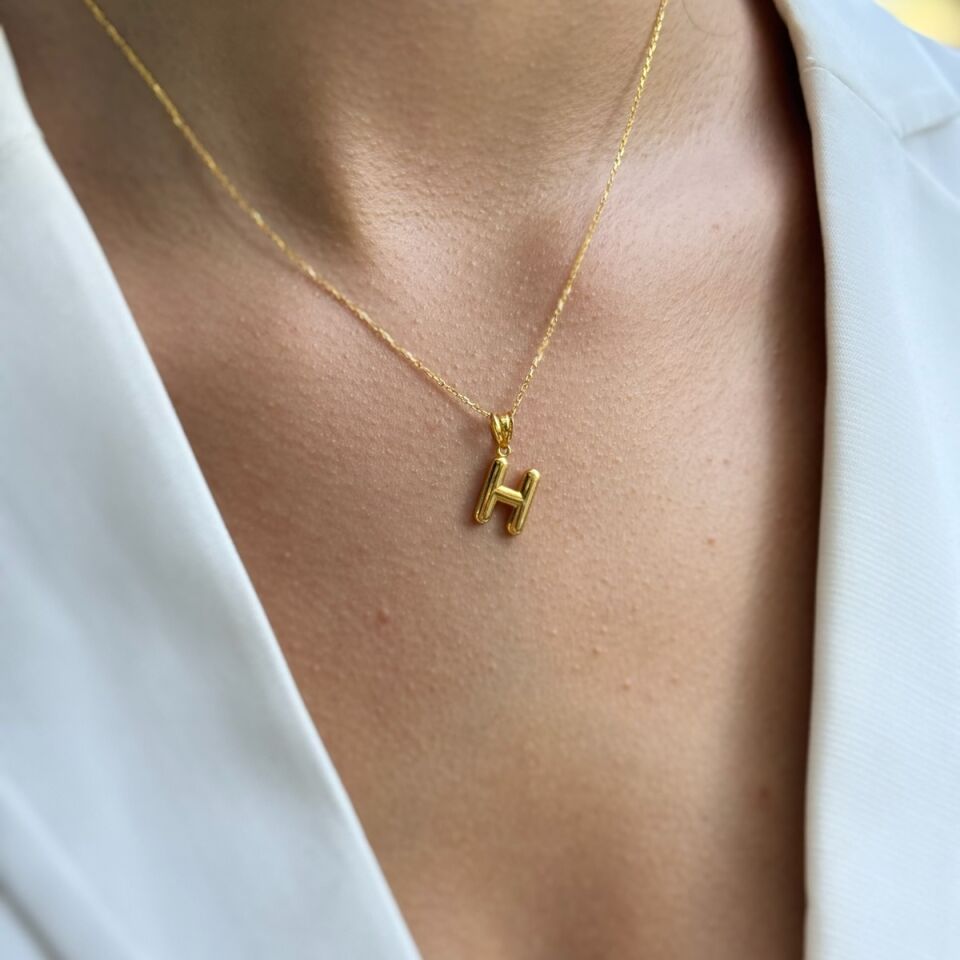 22 AYAR ÖZEL TASARIM BOMBE H HARFLİ ALTIN KOLYE