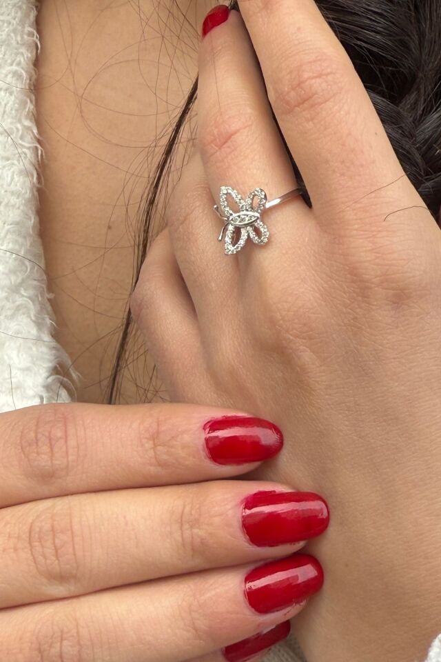 18 AYAR 0,33 CT PIRLANTA TAŞLI ÖZEL TASARIM KELEBEK YÜZÜK