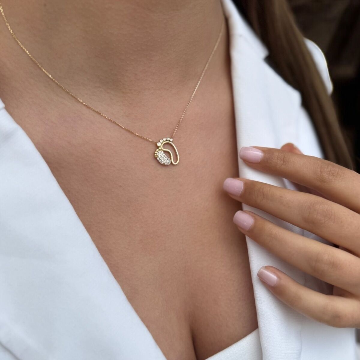 14 Ayar Ayak Izi Altın Kolye