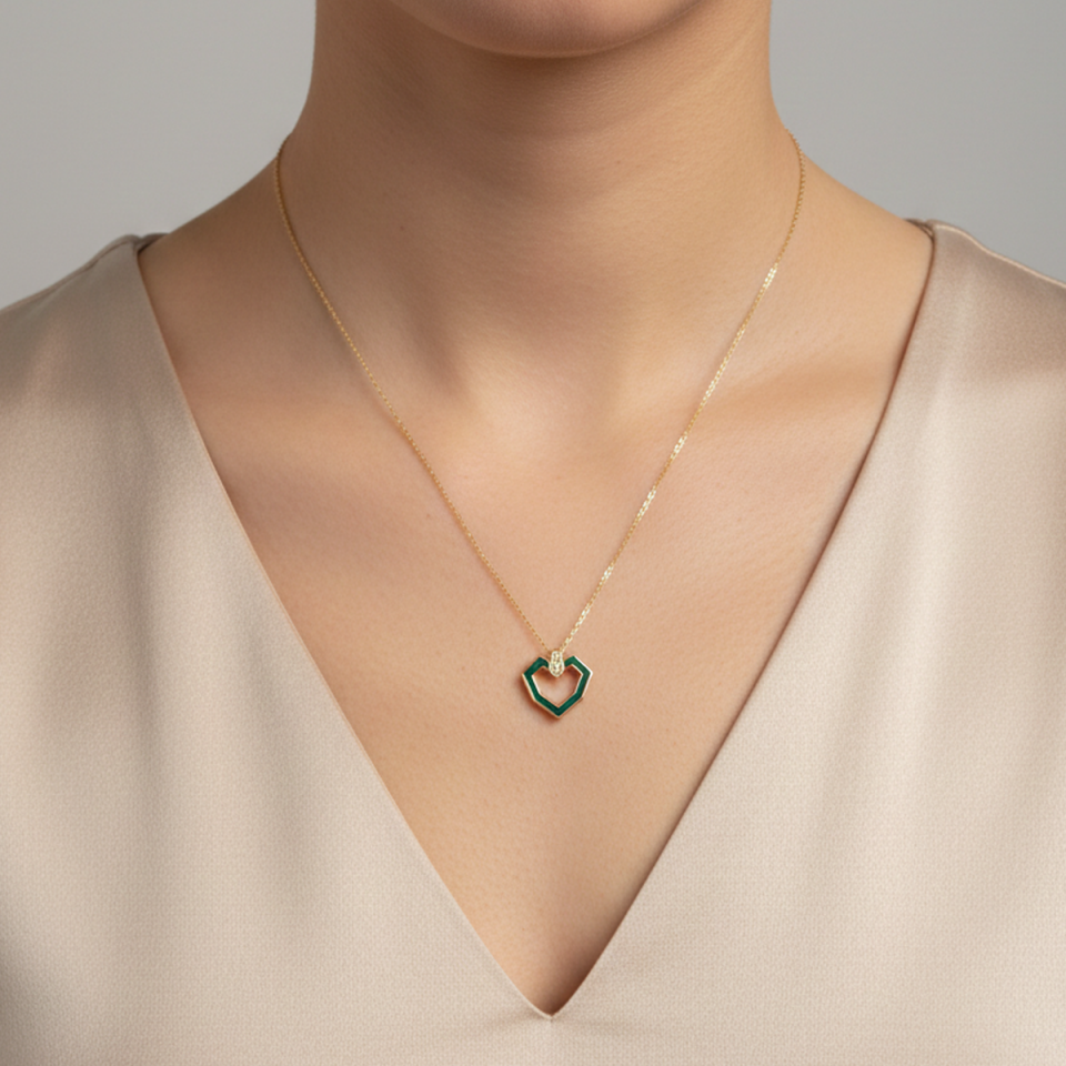 14 AYAR GEOMETRİK MODEL MODERN TASARIM YEŞİL MİNELİ KALP KOLYE