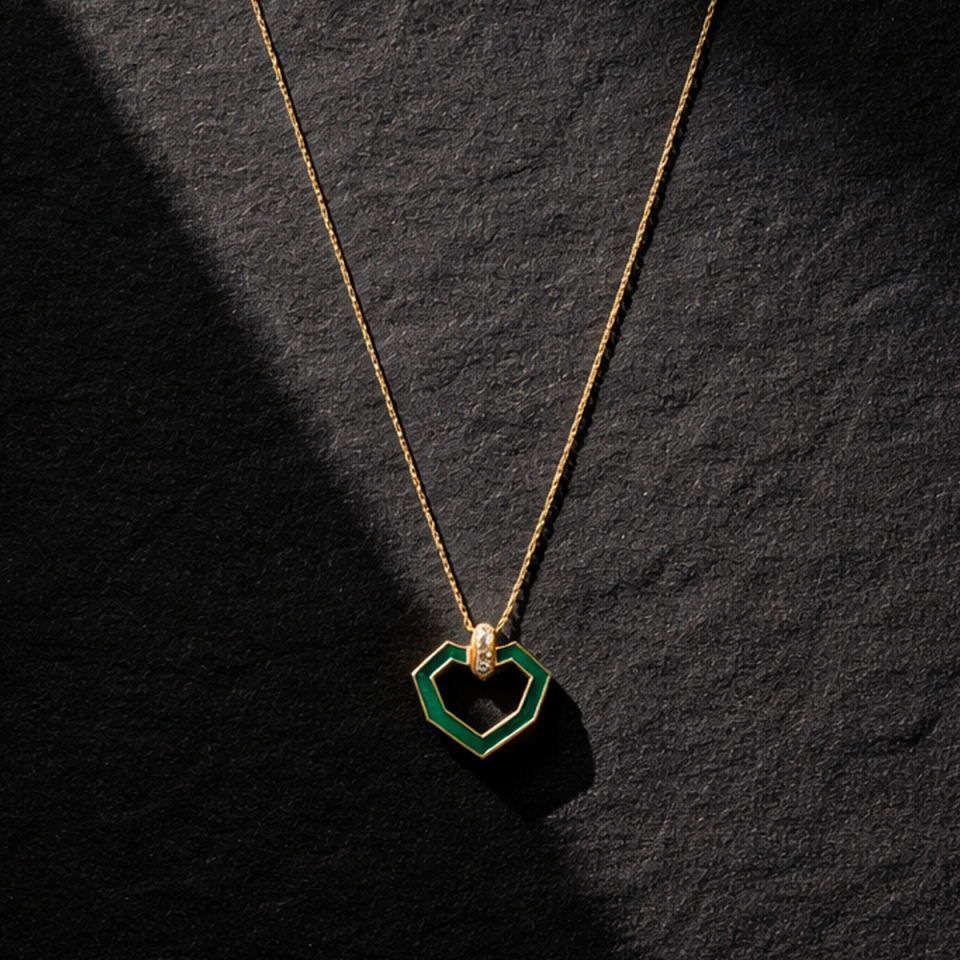 14 AYAR GEOMETRİK MODEL MODERN TASARIM YEŞİL MİNELİ KALP KOLYE