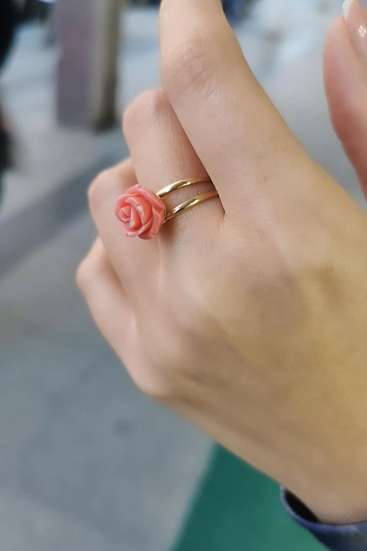 14 AYAR MERCAN RENGİ GÜL TAŞLI ALTIN YÜZÜK 18