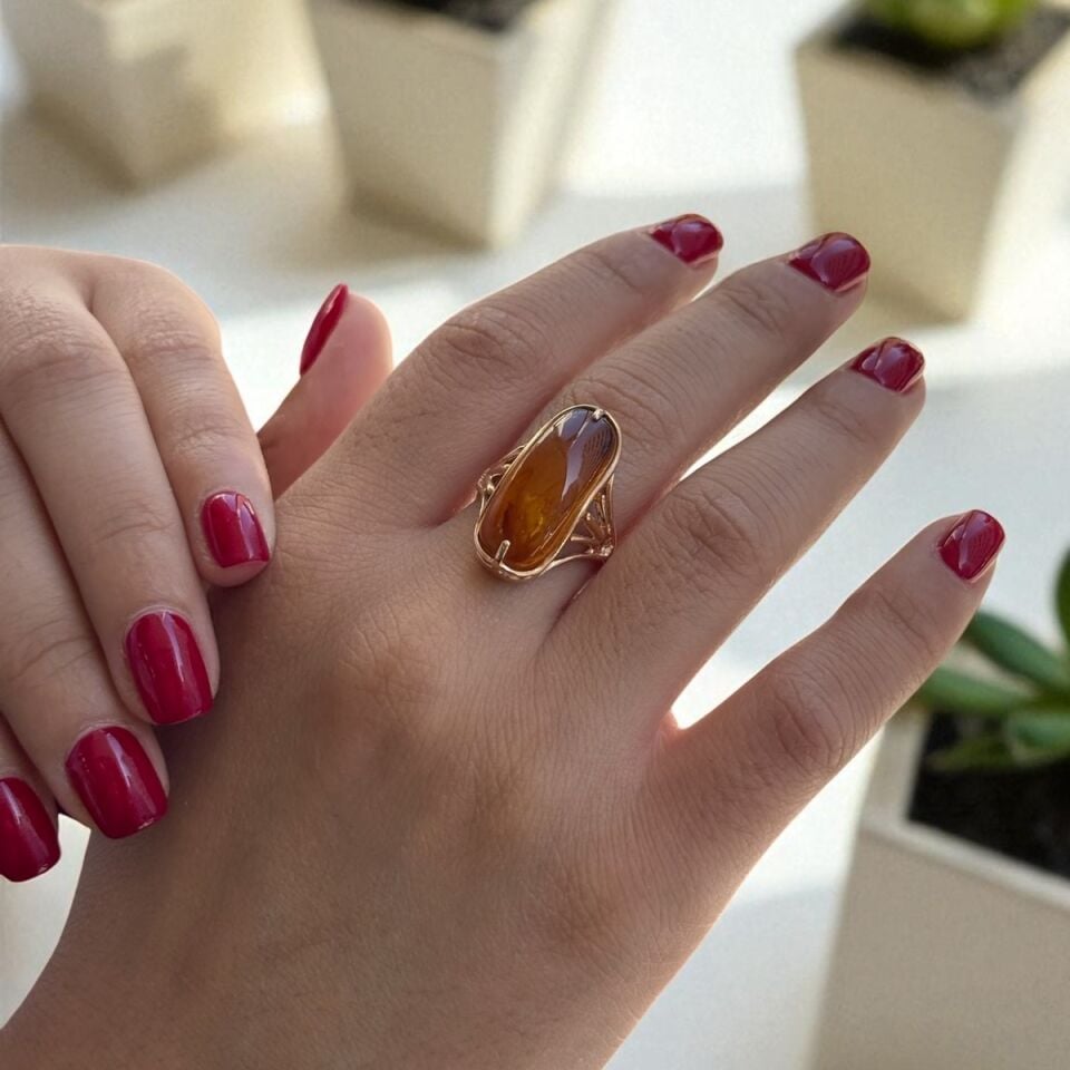 14 AYAR KEHRİBAR TAŞLI ROSE RENGİ TASARIM YÜZÜK