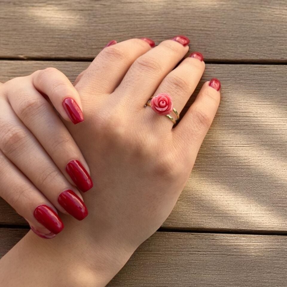 14 AYAR MERCAN RENGİ GÜL TAŞLI ALTIN YÜZÜK