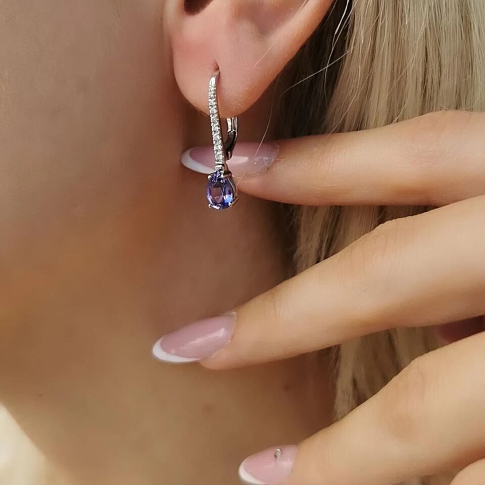 14 AYAR 1,59 CT TANZANİTE TAŞLI 0,13 CT PIRLANTA TAŞLI ÖZEL TASARIM KÜPE