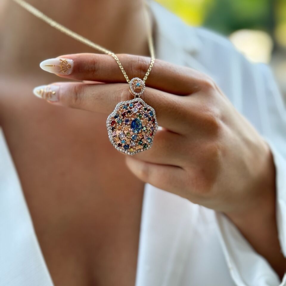 14 AYAR ÖZEL TASARIM TAŞLI İTALYAN MADALYON KOLYE